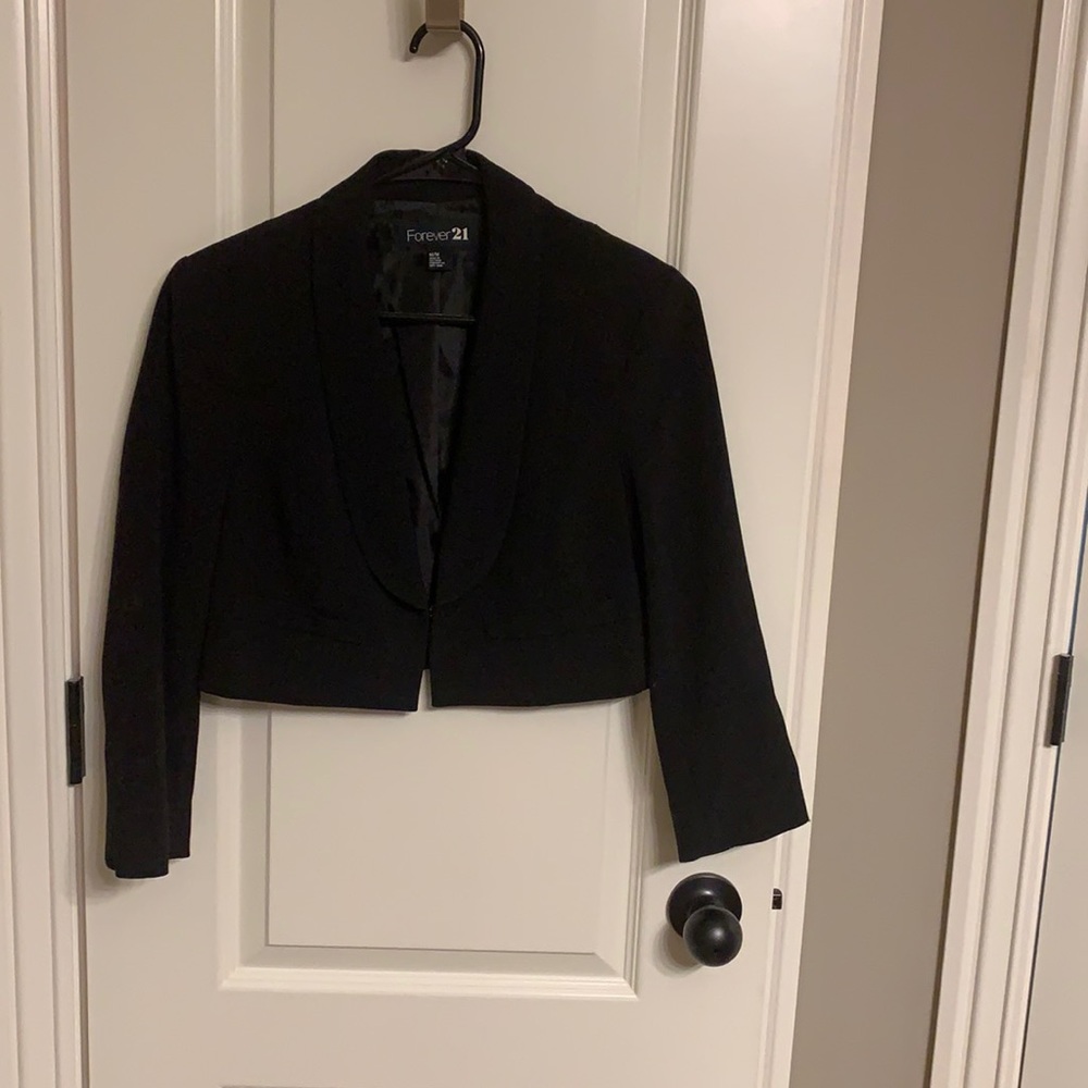 Cropped blazer